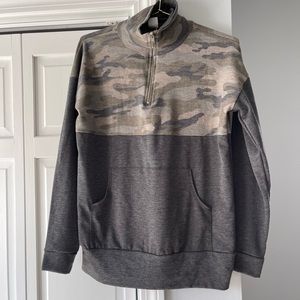Quarter Zip
